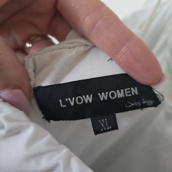 White bodycon dress - Picture 3 of 3